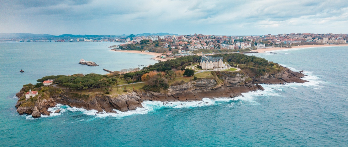 View of the 'Palacio de la Magdalena' and the Bay of Santander