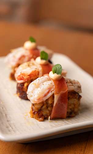Nigiri de Socarrat com Lagostim e Porco Preto - Empório Pata Negra
