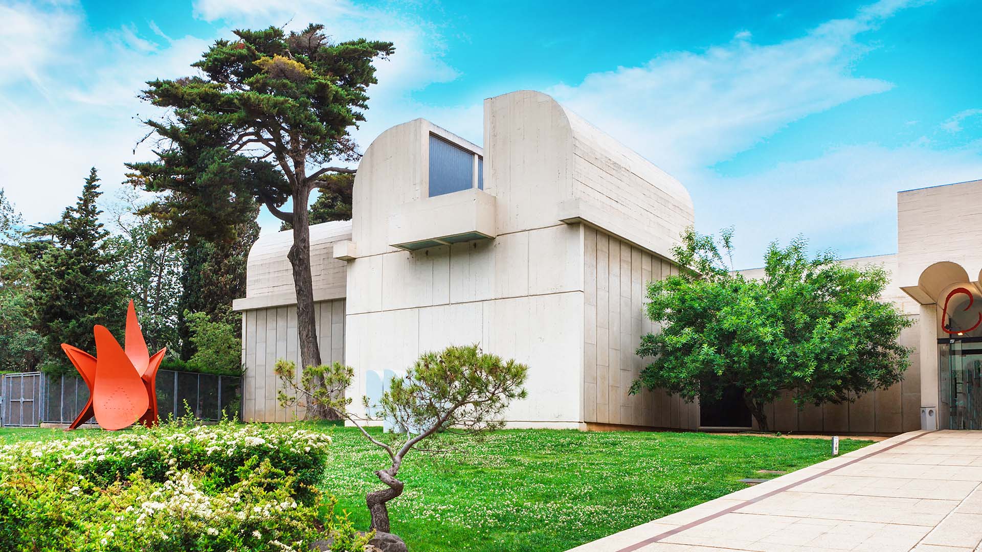 Discover the universe of three great geniuses: Picasso, Miró and Dalí