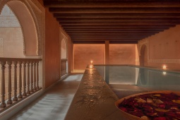 Wnętrze łaźni arabskich Hammam Al Ándalus Malaga