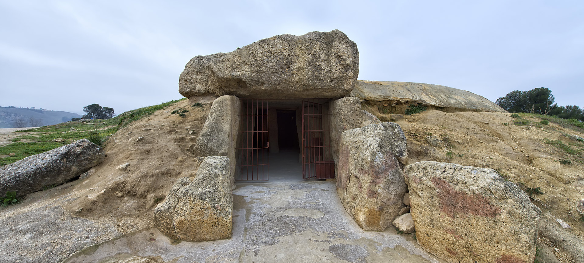 Dólmens de Antequera. Conjunto Arqueológico