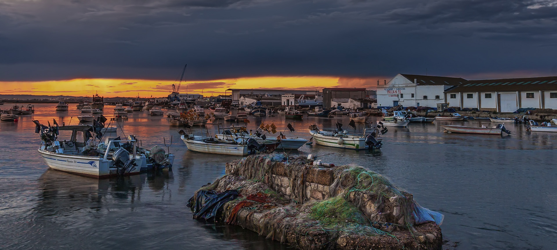 "Port de pêche à Isla Cristina, dans la province de Huelva (Andalousie) "