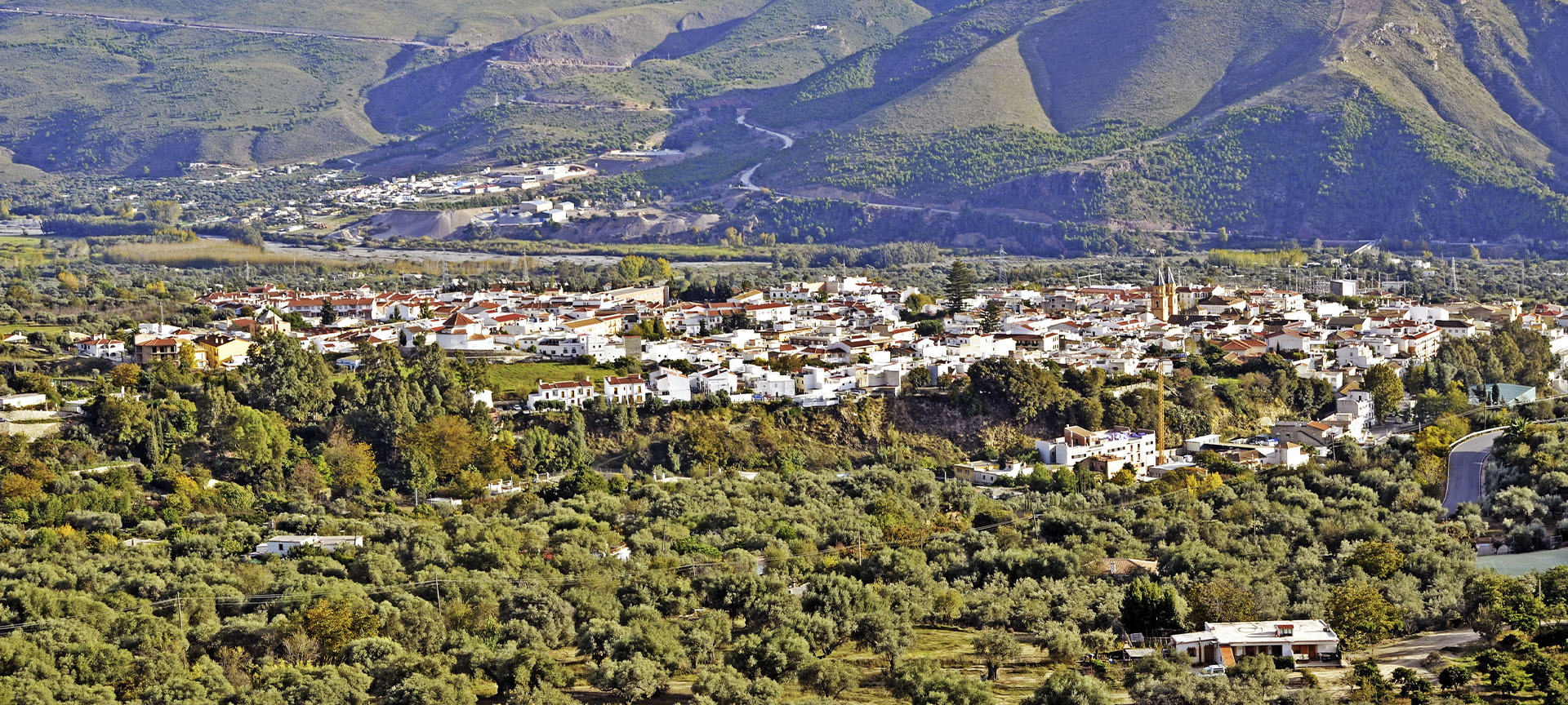 Panorâmica de Orgiva, em Granada (Andaluzia)
