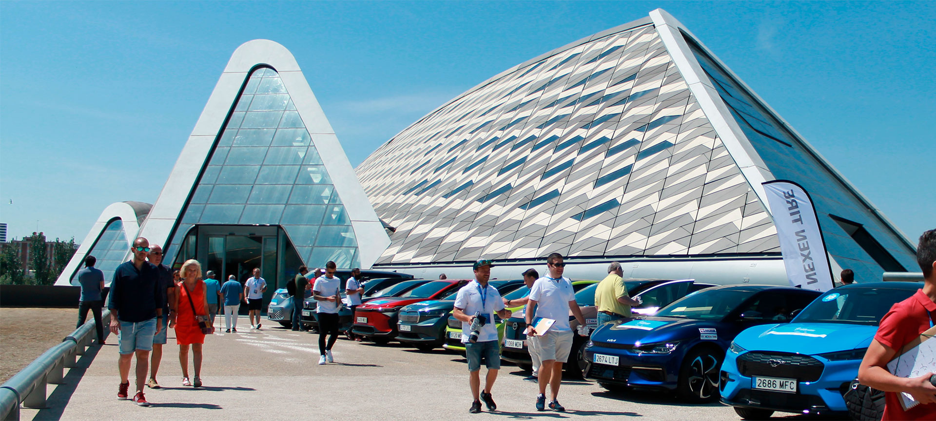 Parte Externa do Museo Mobility City em Zaragoza