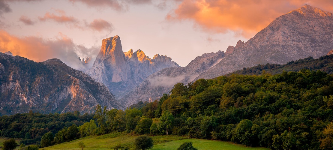 Naranjo de Bulnes o Picu Urriellu, en los Picos de Europa, Asturias