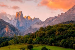 Naranjo de Bulnes. Parco Nazionale dei Picos de Europa, Asturie