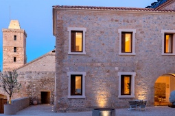 Parador de Eivissaの外観