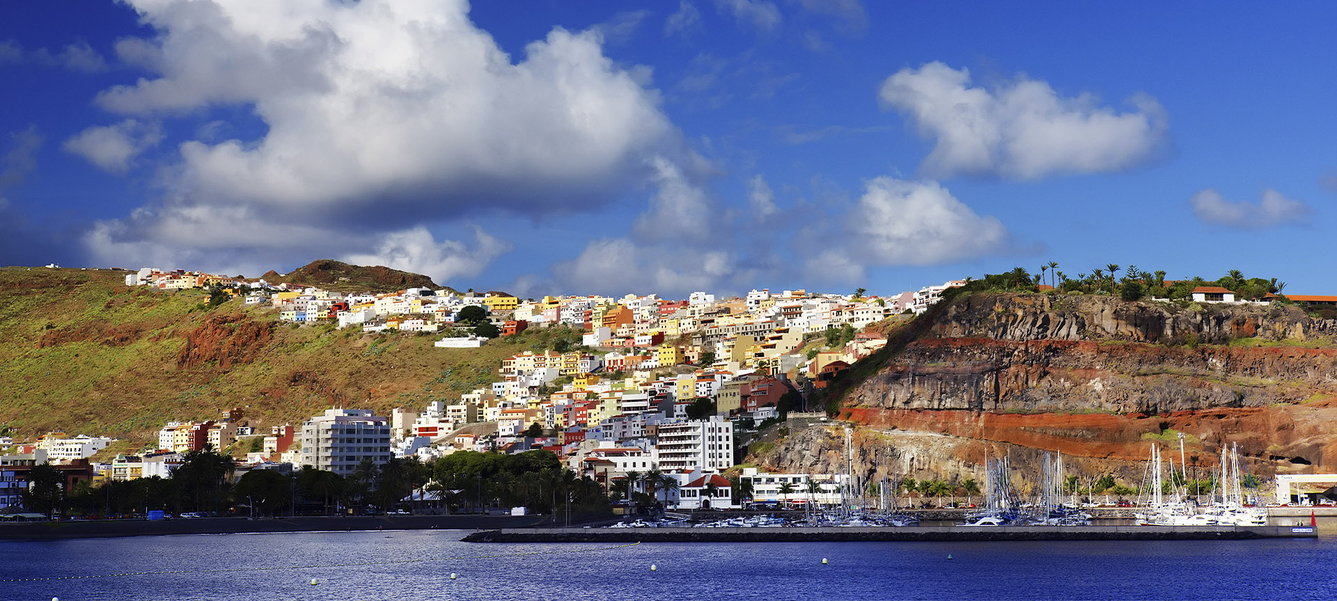 Panorámica de San Sebastián de la Gomera (Islas Canarias)