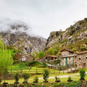 View of Caín de Valdeón