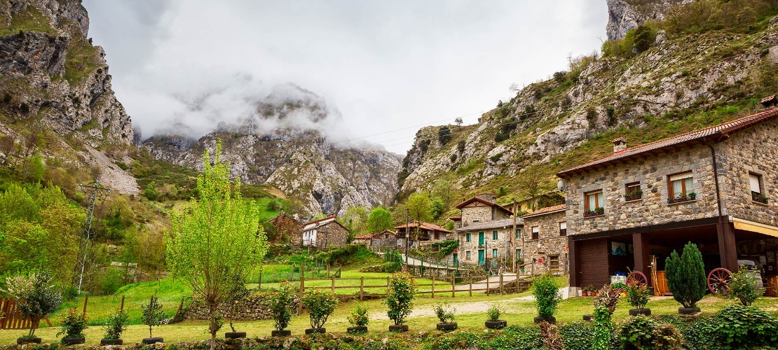 View of Caín de Valdeón