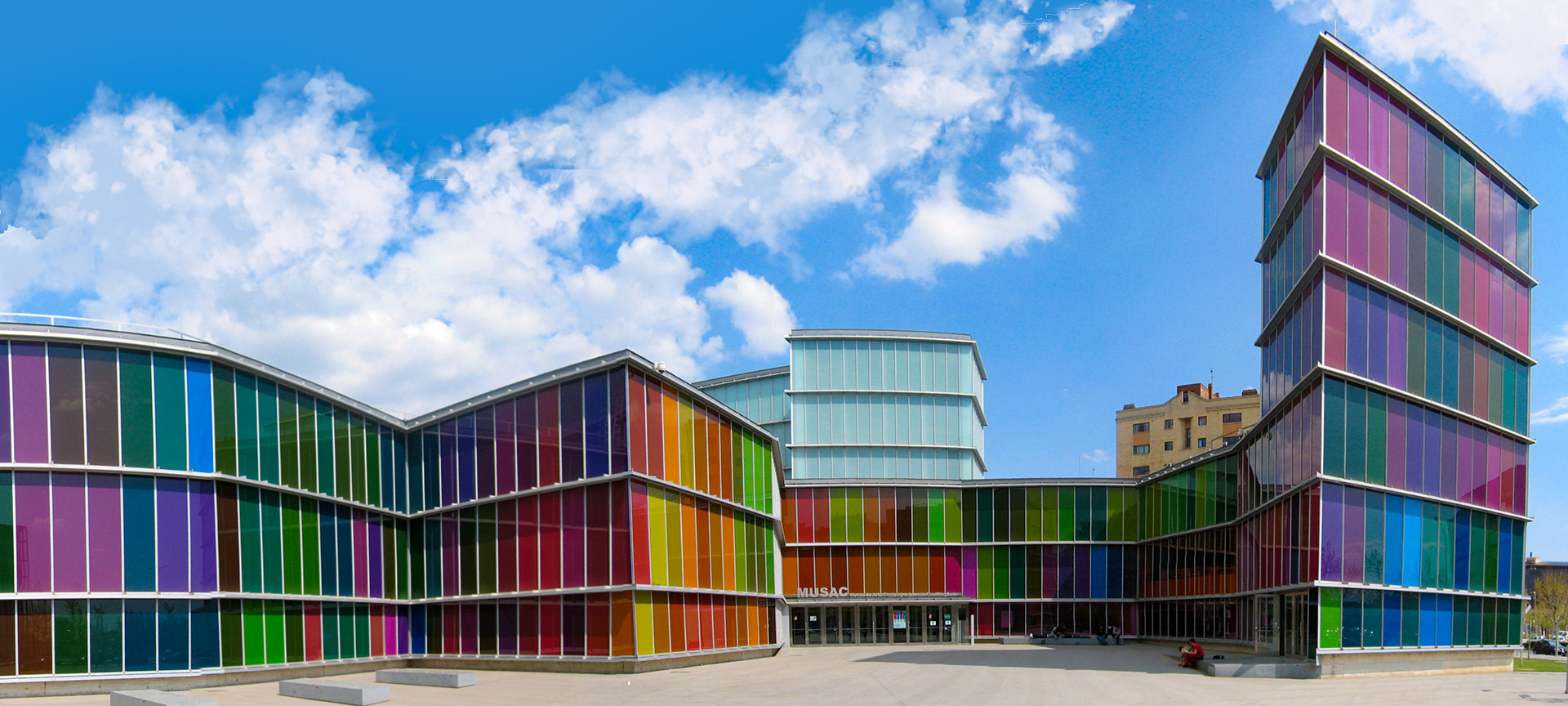 Museo de Arte Contemporáneo de León (MUSAC), Tuñón y Mansilla. Castilla y León