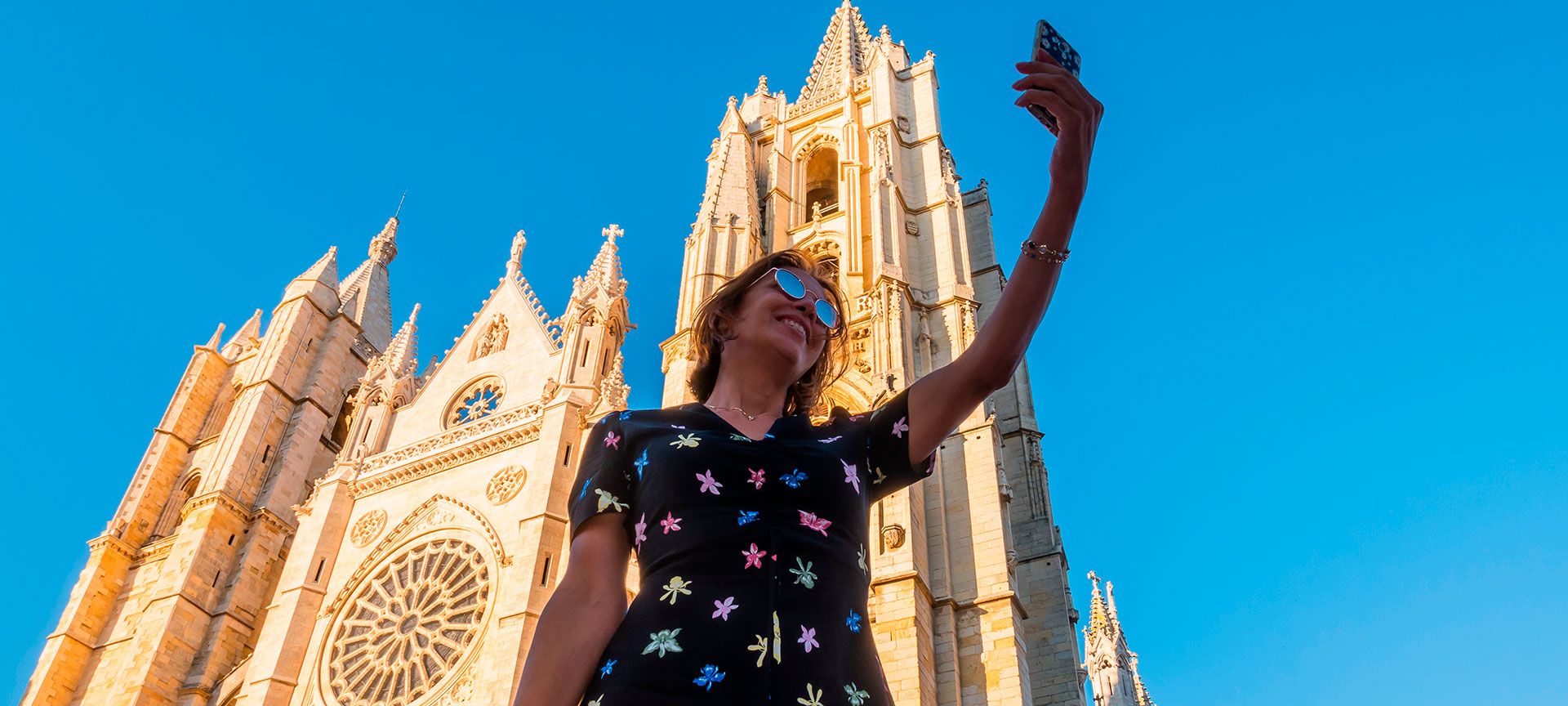 Tourist in Leon Cathedral.