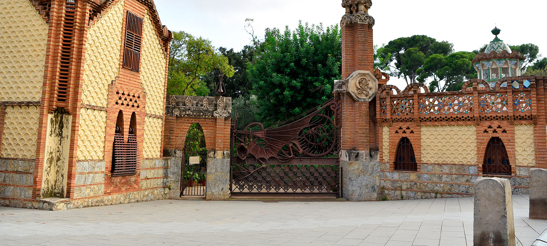 Güell-Pavillons. Barcelona.