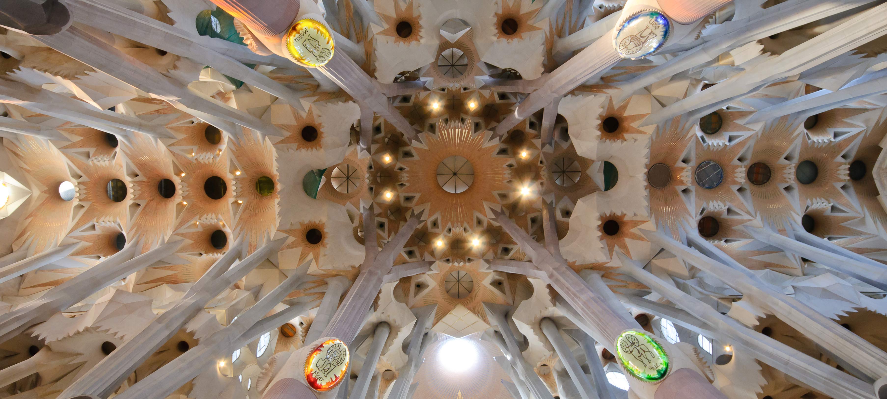 Detail of the interior of La Sagrada Familía