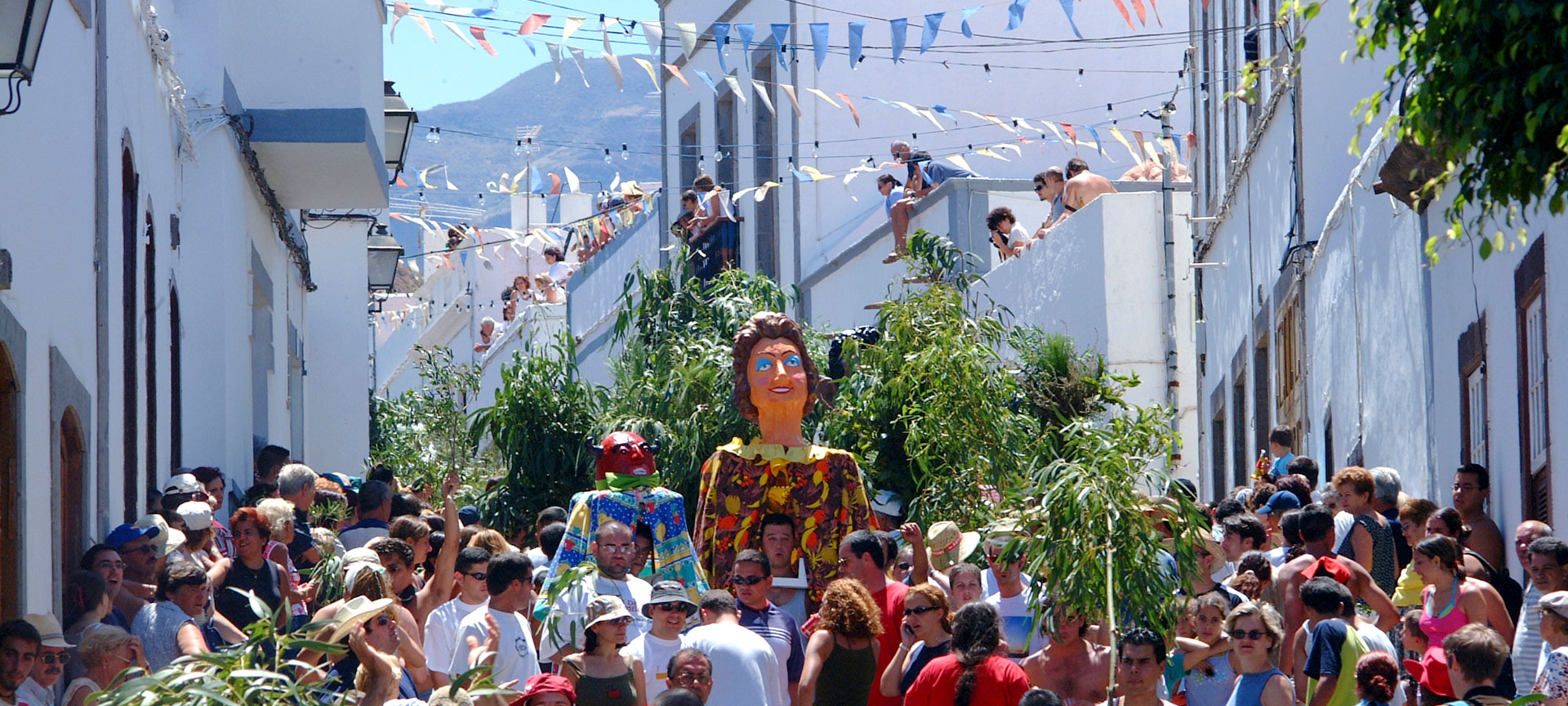 Tańce podczas Fiesta de la Rama. Agaete, Gran Canaria