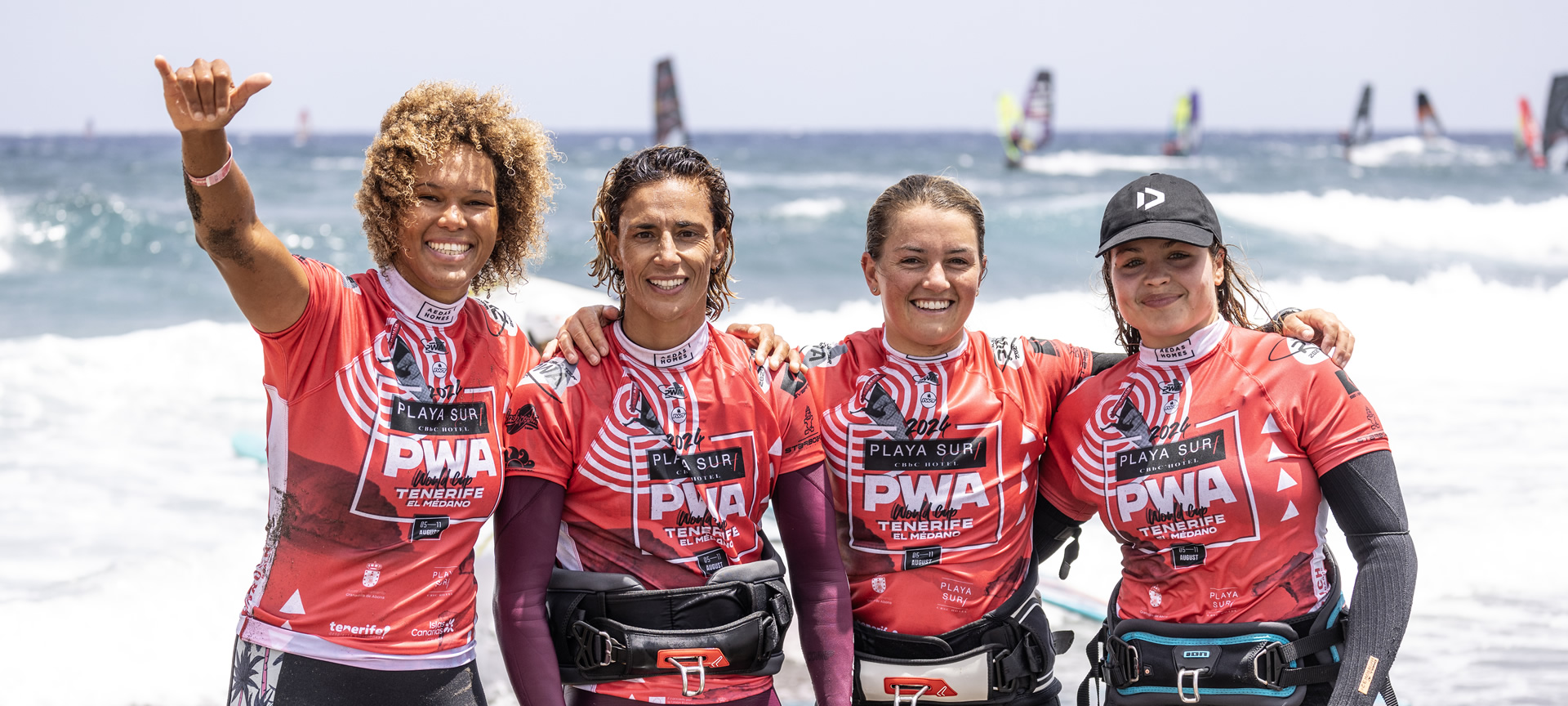 Surferzy na zawodach Grand Slam Tenerife El Médano 2025