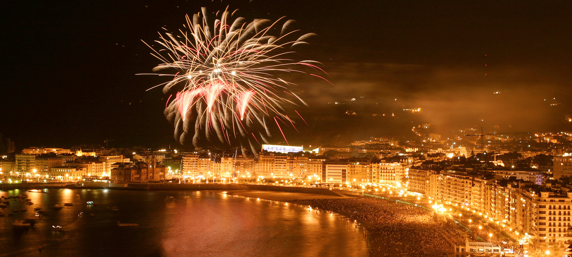 Feuerwerk bei der Großen Woche von San Sebastián