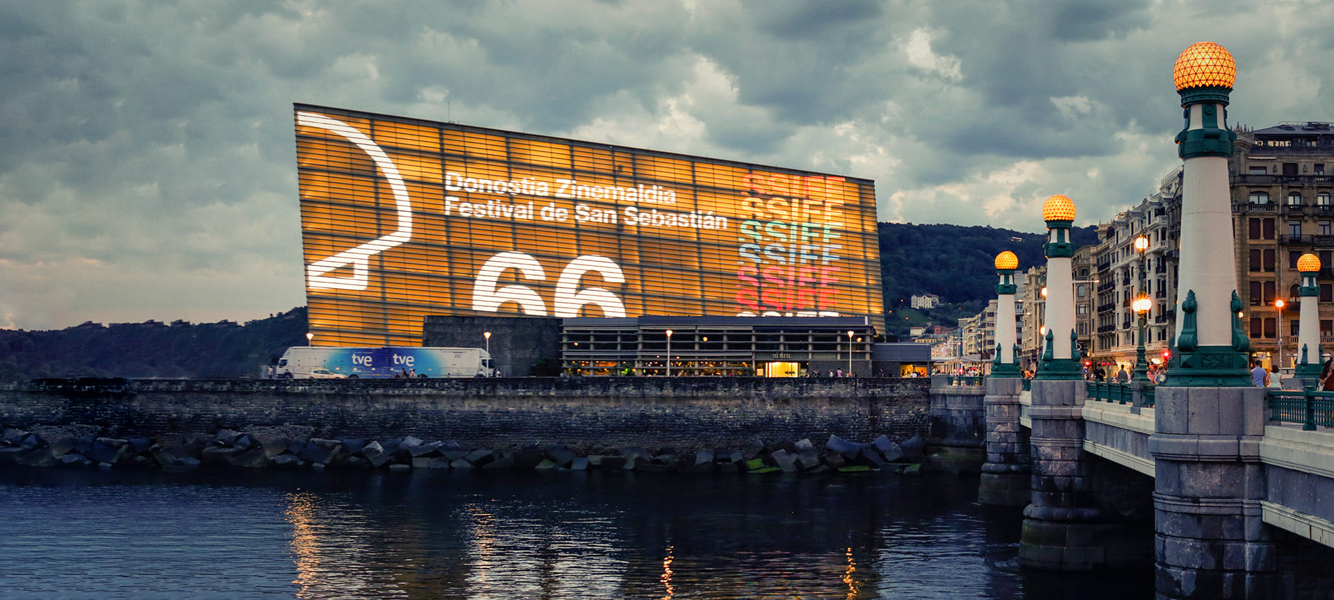 The Kursaal illuminated for the 66th edition of the San Sebastián International Film Festival