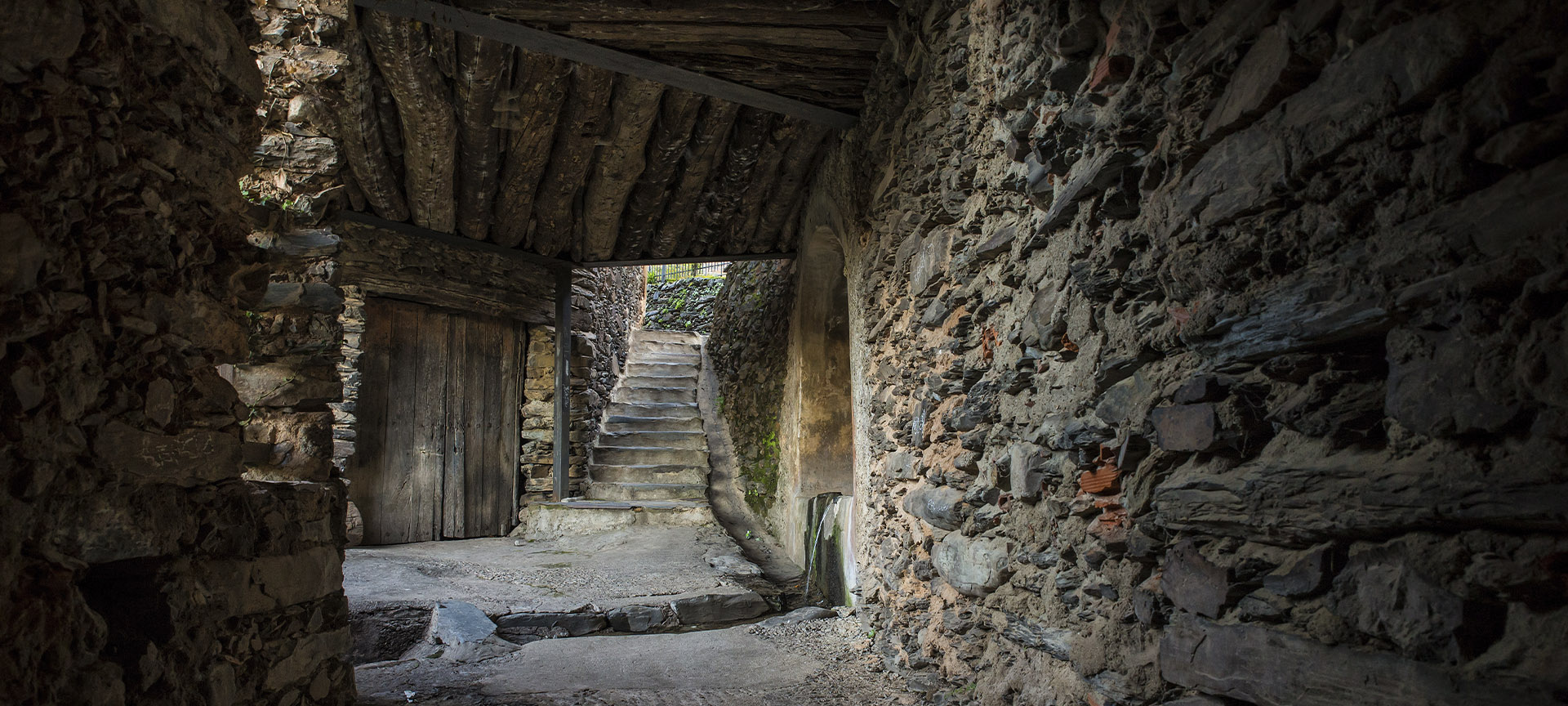 "Architettura tipica di Robledillo de Gata (Cáceres, Estremadura) "