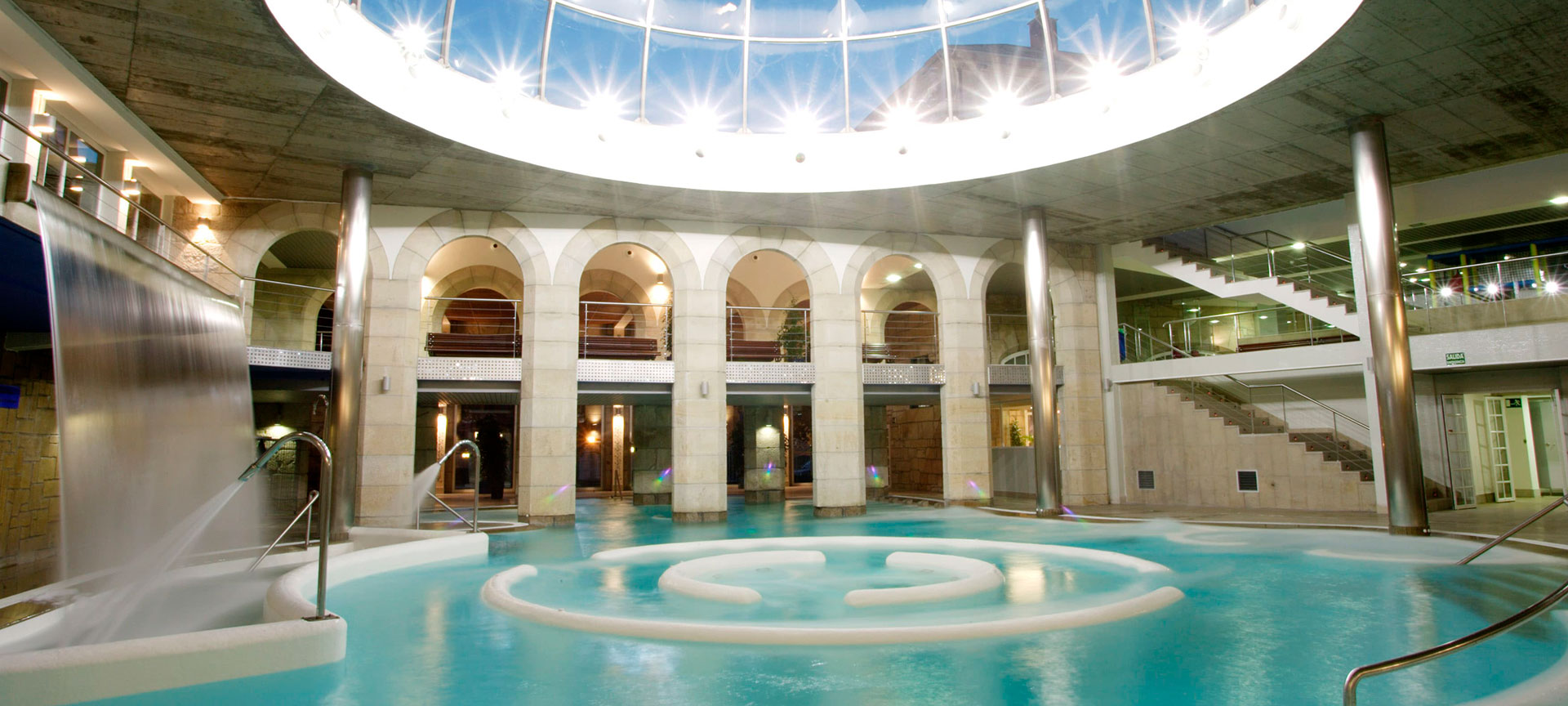 Interior del Balneario de Mondariz Interior del Balneario de Mondariz
