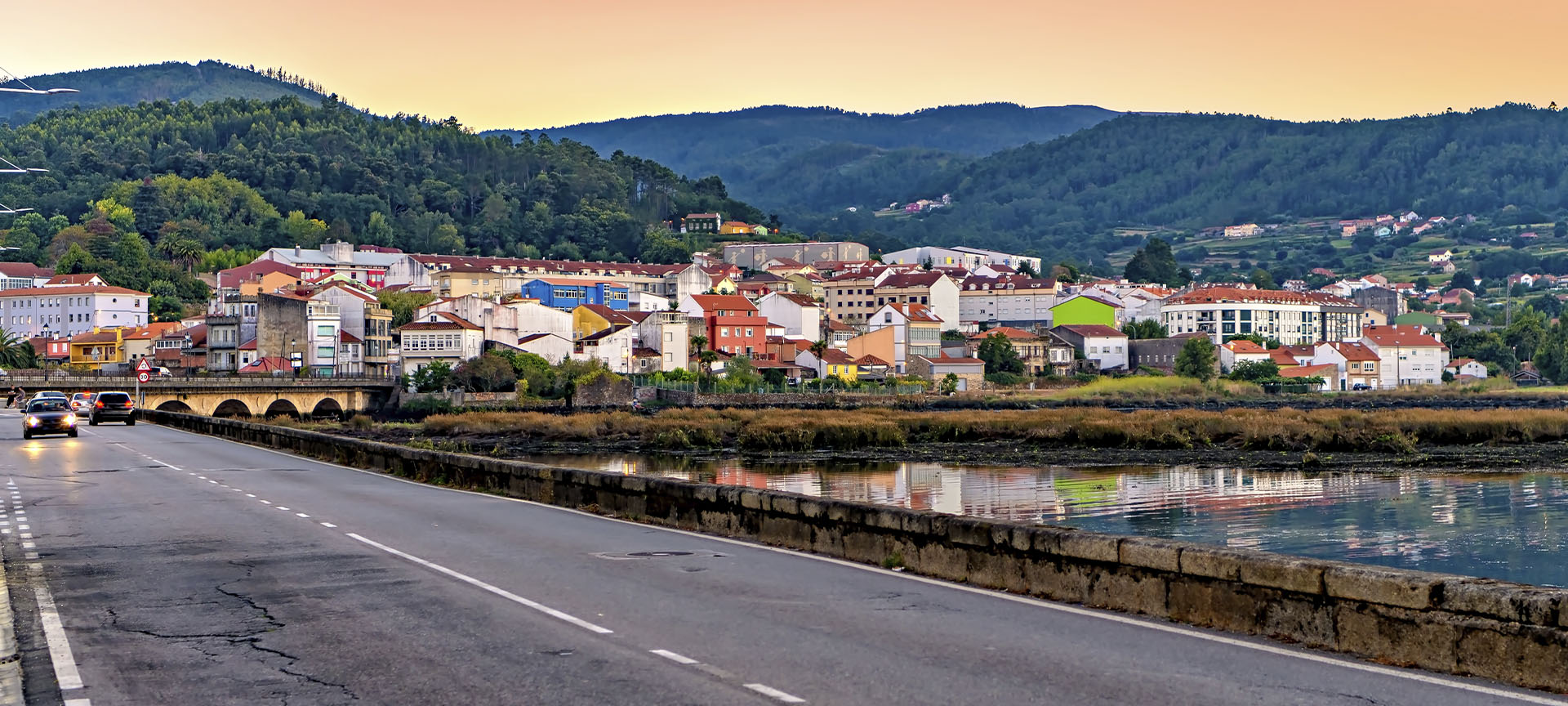 Vue panoramique de Noia (province de La Corogne, Galice)