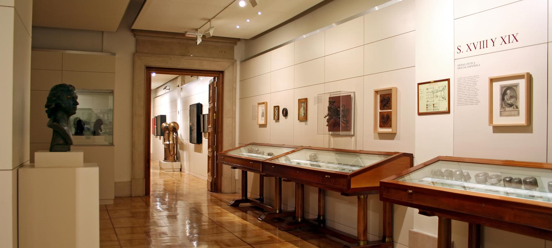 造幣局博物館。18・19世紀の展示室