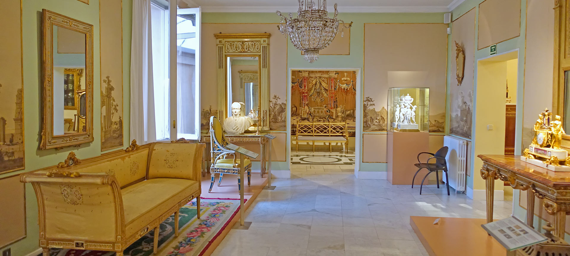 Narodowe Muzeum Sztuki Zdobniczej