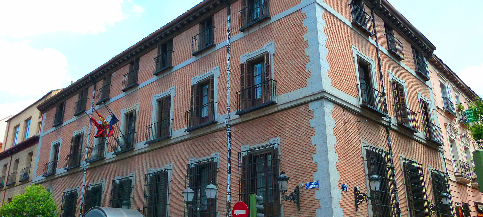 Bauer Palace.