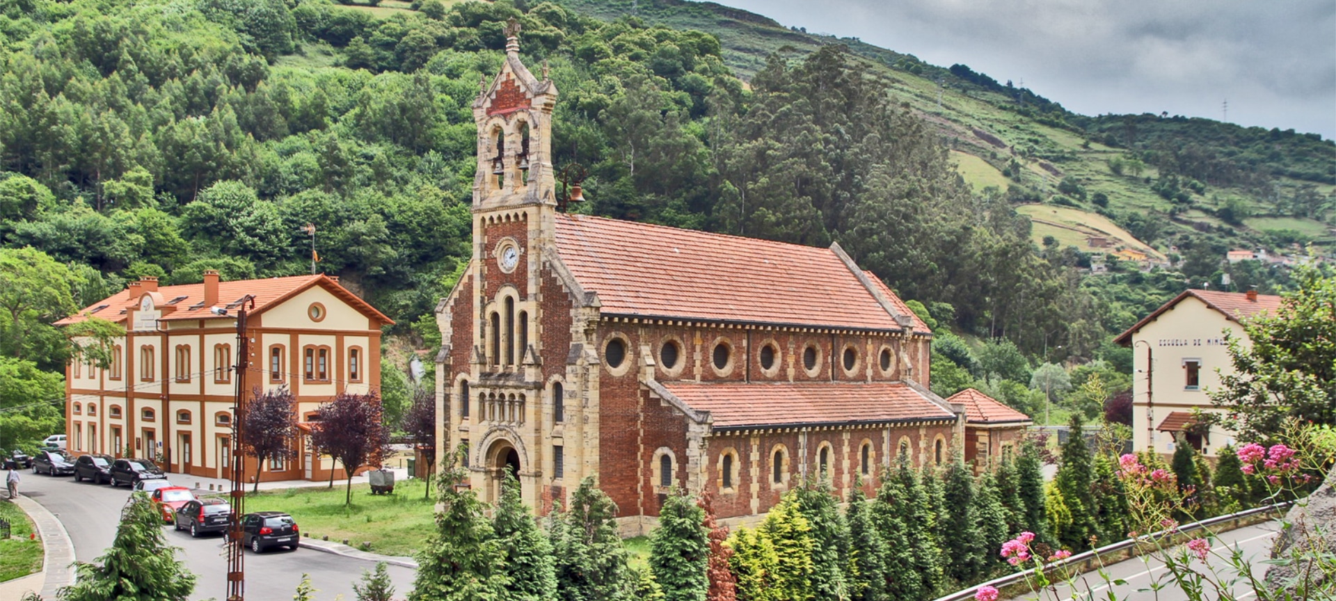 Centrum Interpretacji Miasteczka Górniczego Bustiello, Asturia Centrum Interpretacji Miasteczka Górniczego Bustiello, Asturia