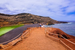 Laguna Charco de Los Clicos w Lanzarote na Wyspach Kanaryjskich