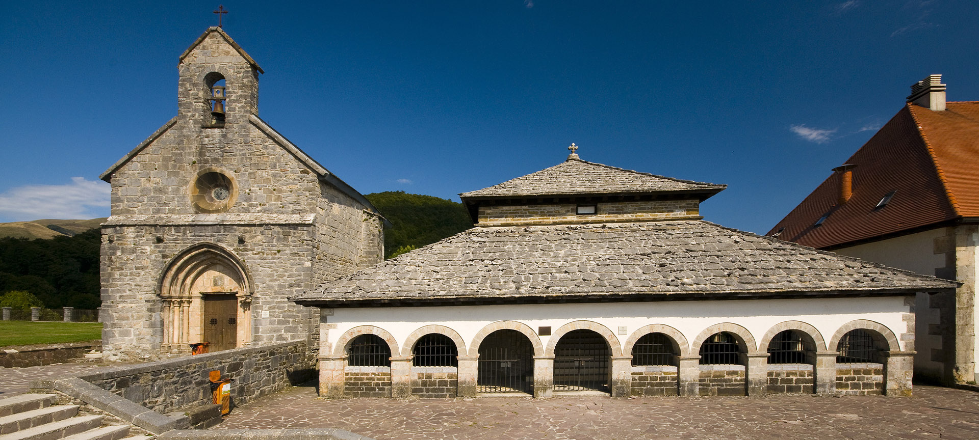 Kaplice Espíritu Santo i Santiago w Roncesvalles (Nawarra)
