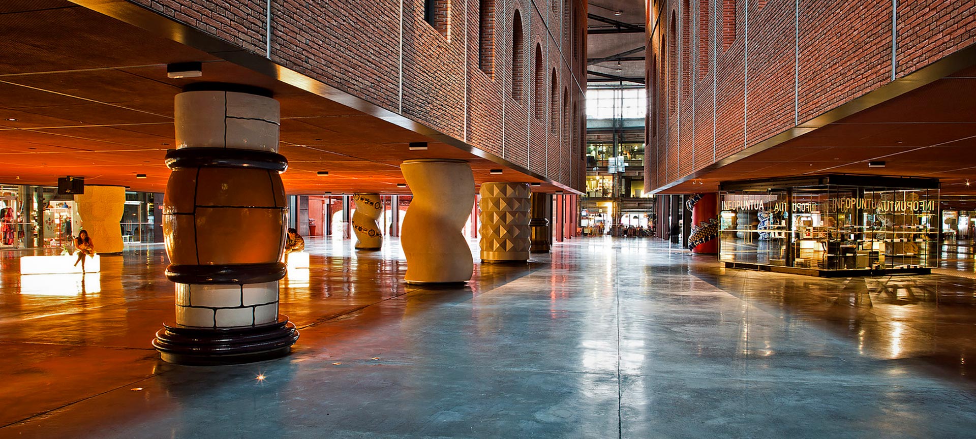 Azkuna Zentroa - Alhóndiga Centre Bilbao