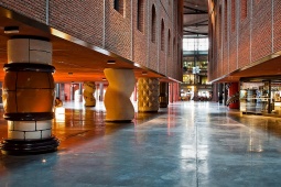 Azkuna Zentroa – Alhóndiga Bilbao. Bilbao