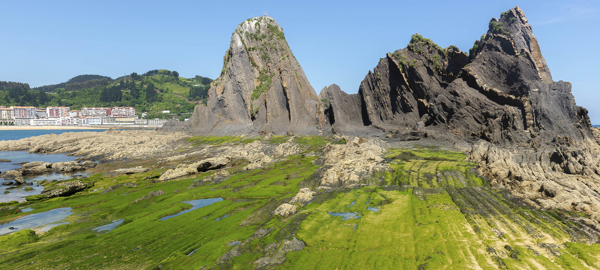 Plage de Saturraran à Mutriku (province de Guipuscoa, Pays basque)