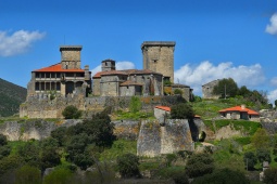 Parador Castillo de Monterrei の外観
