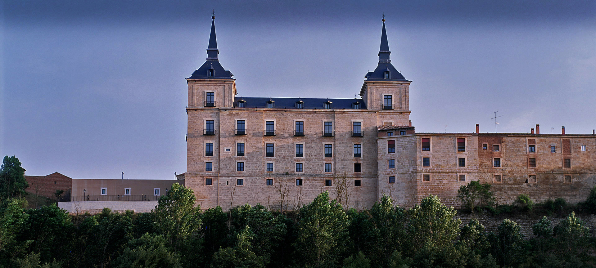 Veduta esterna del Parador de Lerma