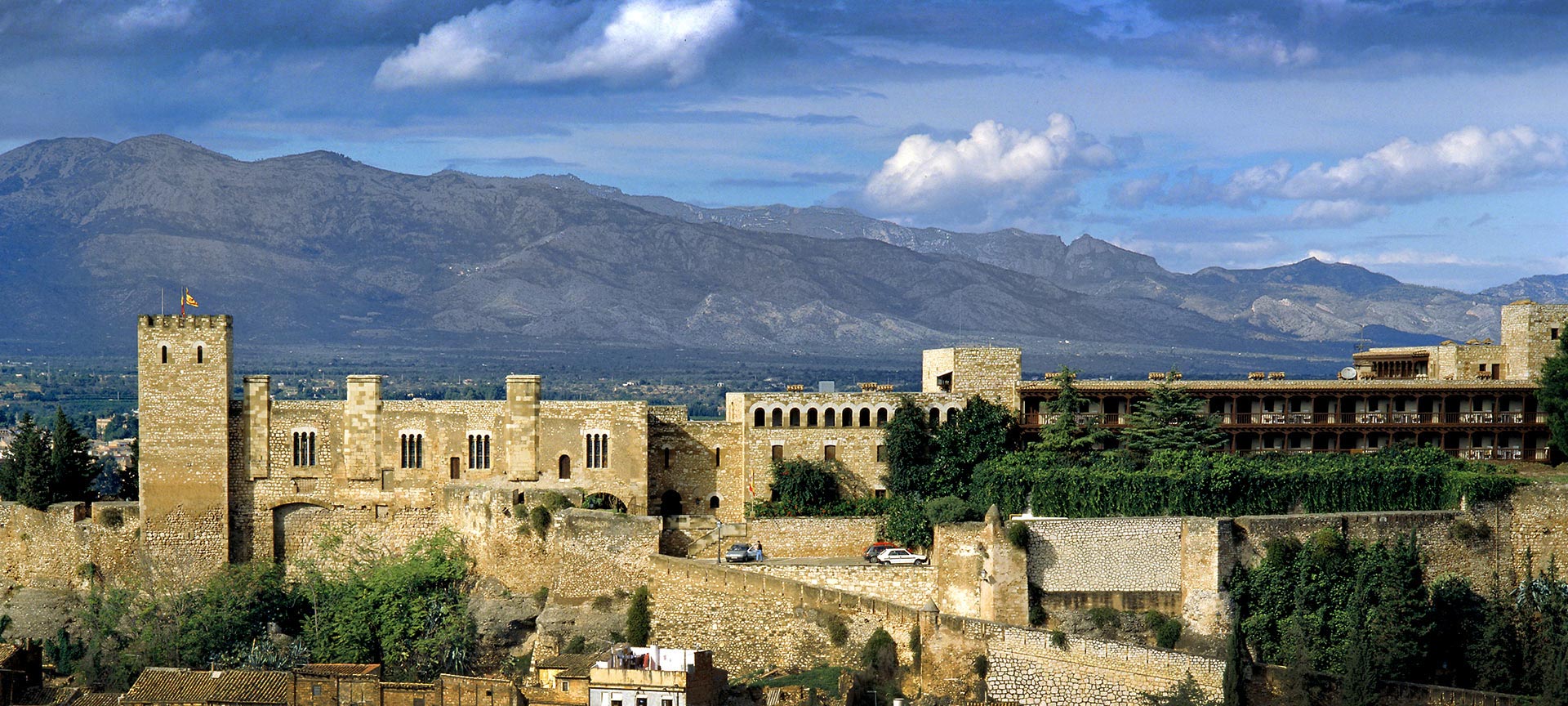Parador de Tortosa の外観