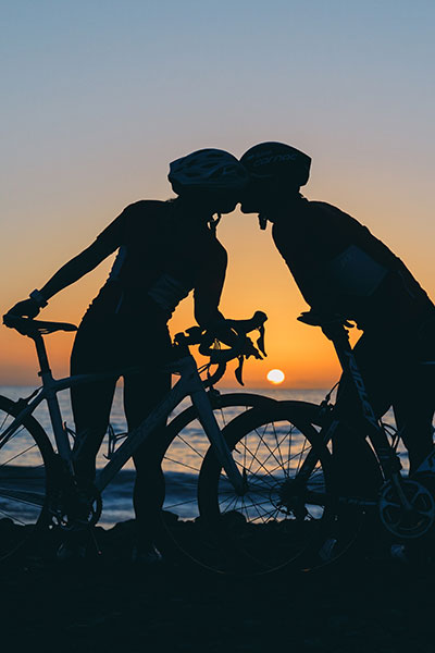Pareja de ciclistas en Las Palmas de Gran Canaria