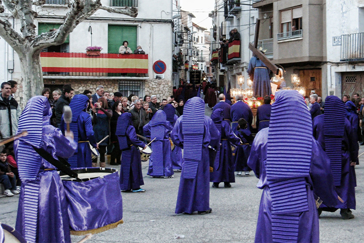 Procession of Jesús Nazareno during Easter Week in Albalate del Arzobispo (Teruel, Aragon) Procession of Jesús Nazareno during Easter Week in Albalate del Arzobispo (Teruel, Aragon)