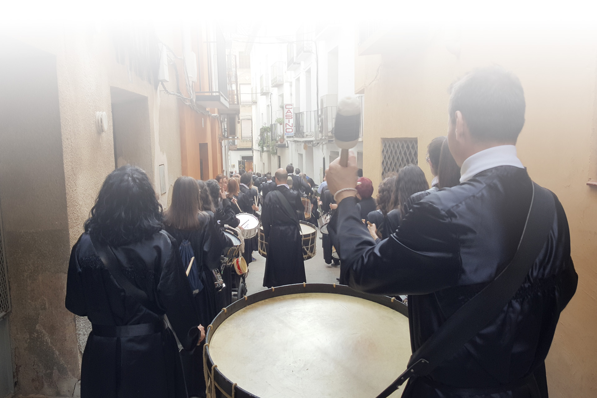 Drums during Easter Week in Albalate del Arzobispo (Teruel, Aragon) Drums during Easter Week in Albalate del Arzobispo (Teruel, Aragon)