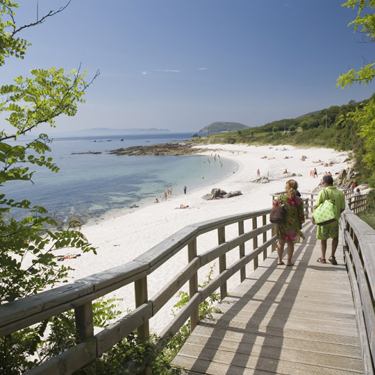 Plaża na wyspie Ons, w Parku Narodowym Wysp Atlantyckich