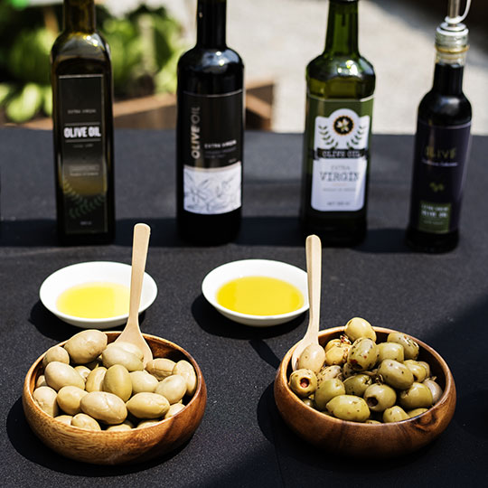 Extra virgin olive oil tasting
