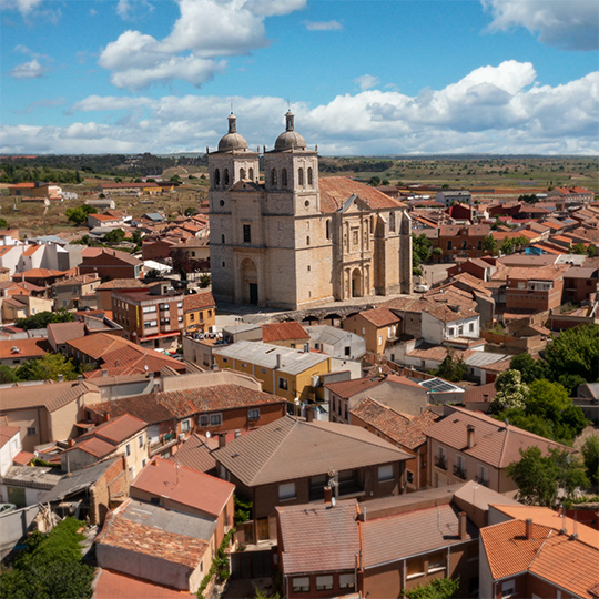 Chiesa di Santiago Apóstol, a Cigales (Valladolid)
