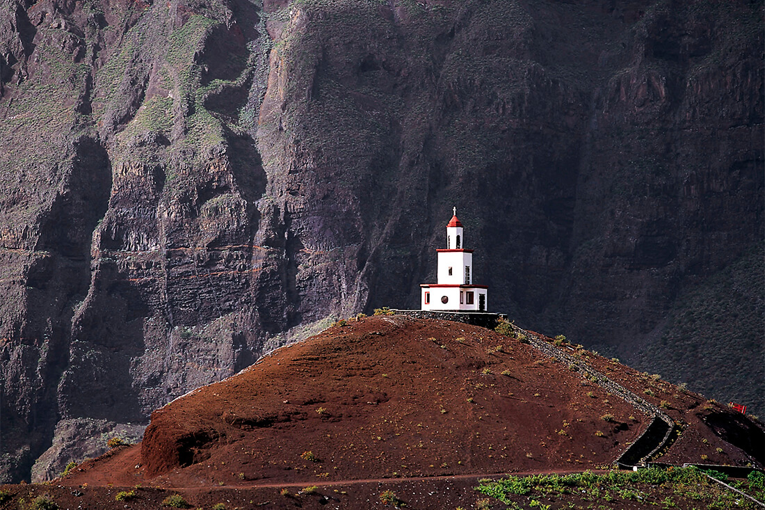 Latarnia morska na granicy El Hierro