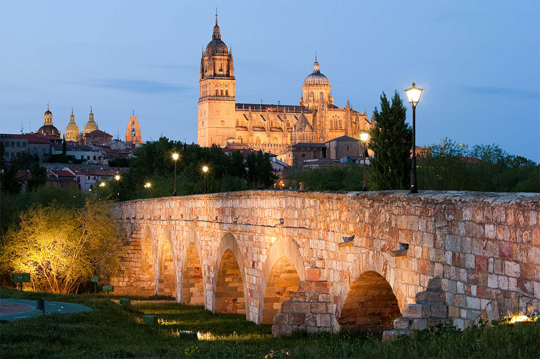 Roman bridge in Salamanca