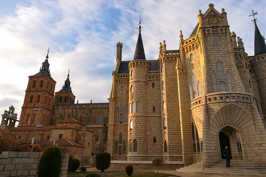 Palácio de Gaudí e Catedral de Astorga