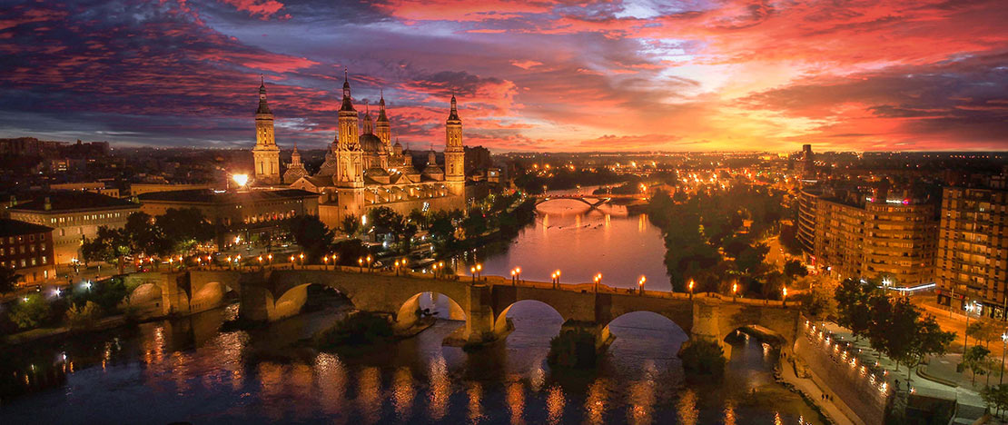 Dusk in Zaragoza, Aragón Dusk in Zaragoza, Aragón