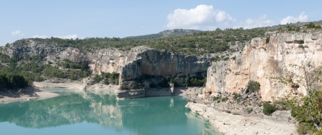 Veduta del bacino di Santolea a Teruel, Aragona Veduta del bacino di Santolea a Teruel, Aragona