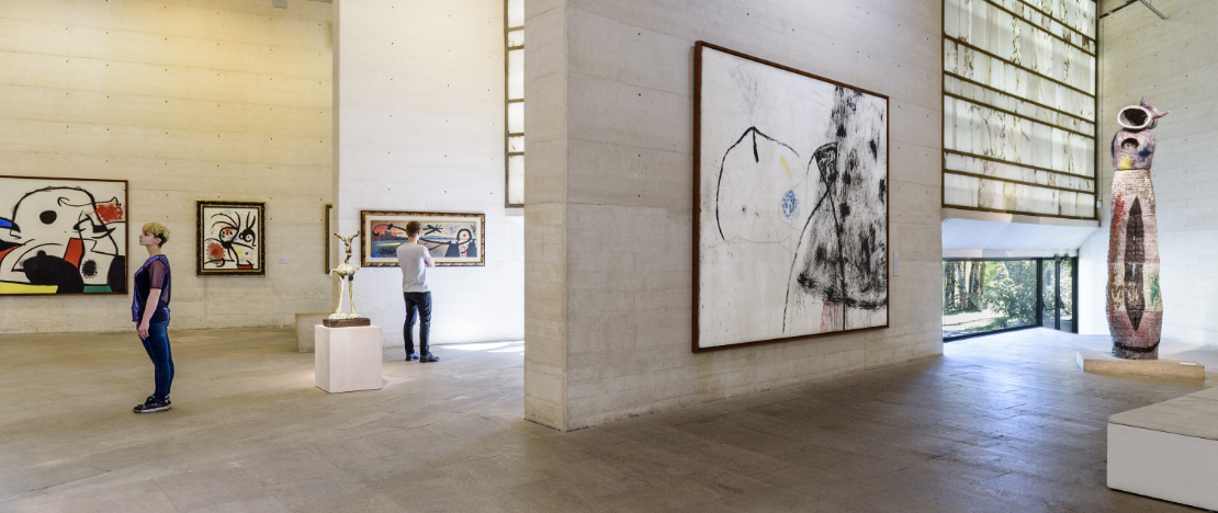 Innenraum des Moneo-Gebäudes, Espai Estrella der Stiftung Pilar und Joan Miró in Palma de Mallorca, Balearen