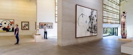 Innenraum des Moneo-Gebäudes, Espai Estrella der Stiftung Pilar und Joan Miró in Palma de Mallorca, Balearen Innenraum des Moneo-Gebäudes, Espai Estrella der Stiftung Pilar und Joan Miró in Palma de Mallorca, Balearen
